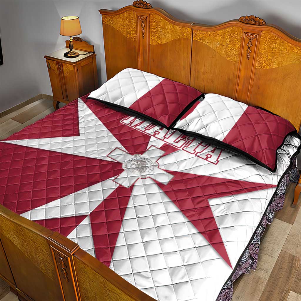 Malta Quilt Bed Set with Red White Crossburst Design - Wonder Print Shop
