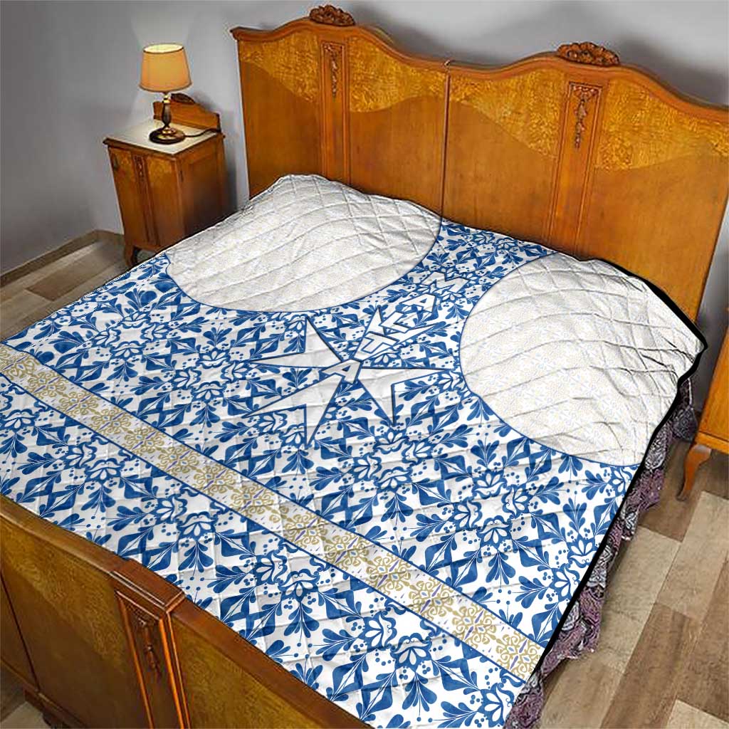 Malta Quilt with Blue White Tile Design and Maltese Cross Pattern - Wonder Print Shop