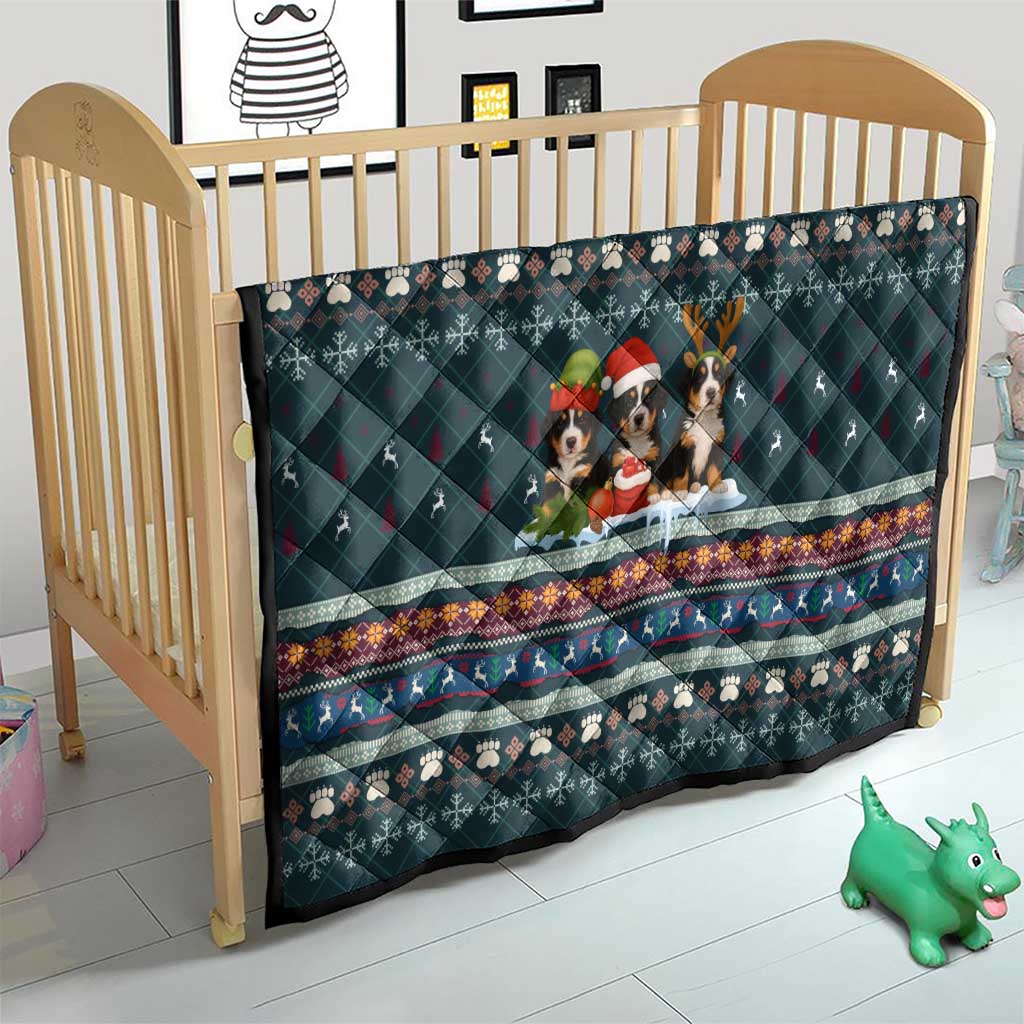 Bernese Mountain Dogs in Holiday Costumes Quilt with Green Snowflake Pattern Design - Wonder Print Shop