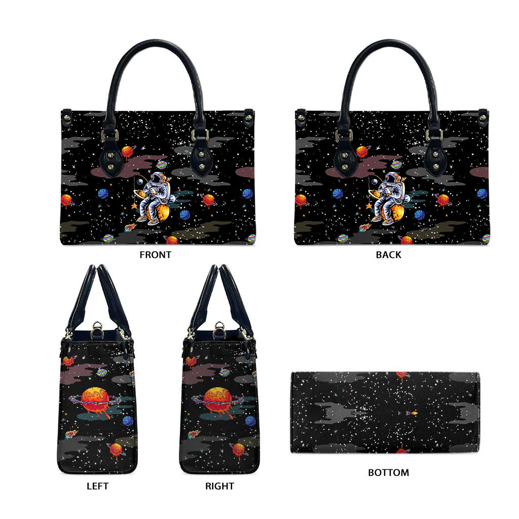 Funny Astronaut Fishing In Space Christmas Leather Bag Xmas Holiday Patterns - Wonder Print Shop