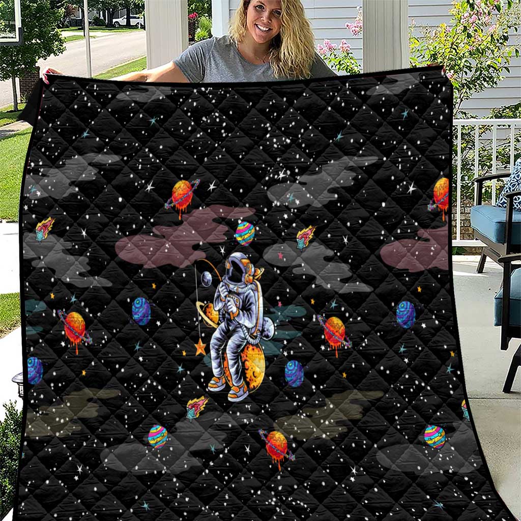 Funny Astronaut Fishing In Space Christmas Quilt Xmas Holiday Patterns - Wonder Print Shop