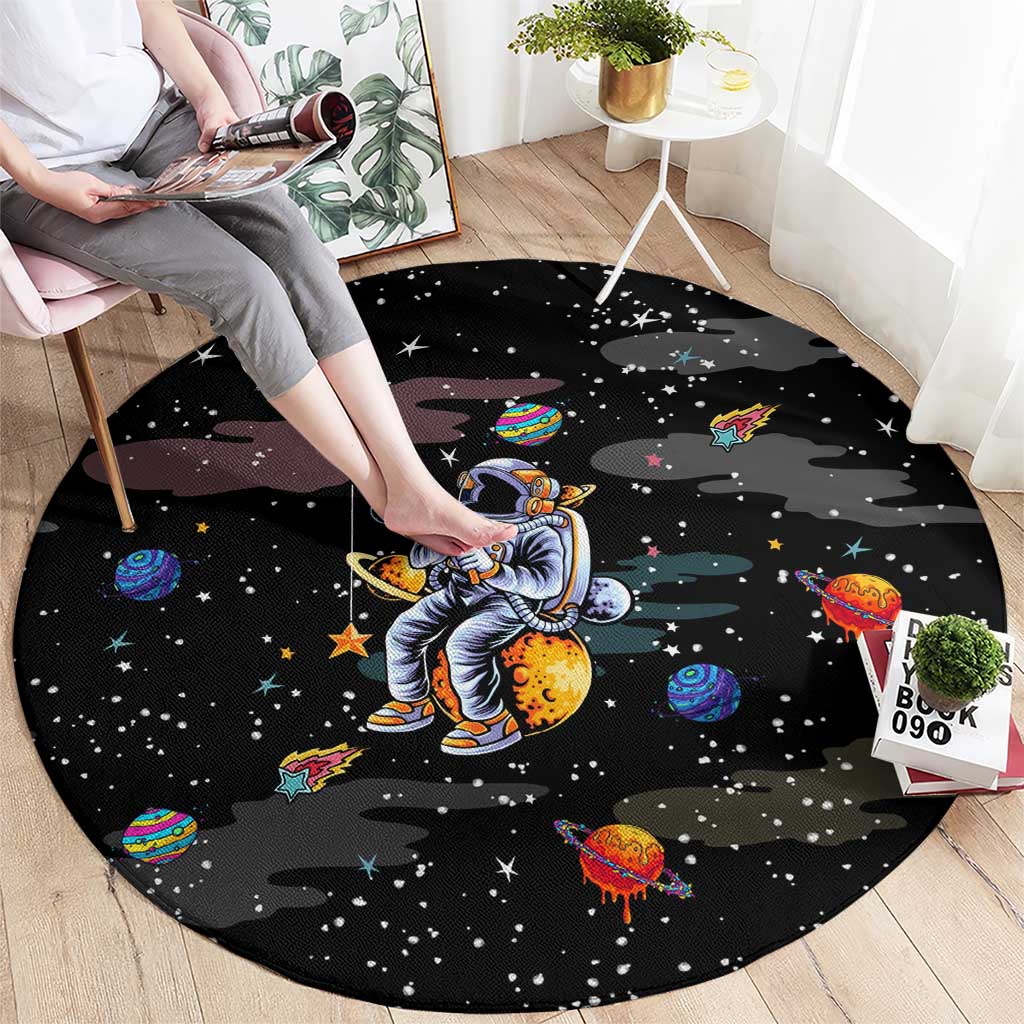 Funny Astronaut Fishing In Space Christmas Round Carpet Xmas Holiday Patterns - Wonder Print Shop