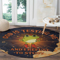 Grumpy Frog Round Carpet with Refuse to Study Quote and Starburst Pattern