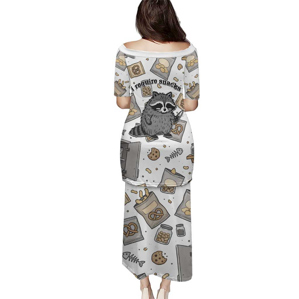 I Require Snacks Raccoon Puletasi Cute Bandit Raccoon Chaos with a Knife