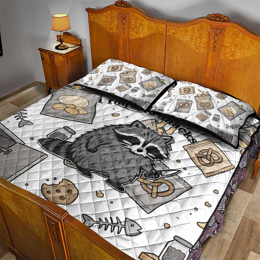 I Require Snacks Raccoon Quilt Bed Set Cute Bandit Raccoon Chaos with a Knife