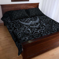 Viking Horned Skull and Raven Emblem Quilt Bed Set Dark Nordic Tribal Grunge Illustration