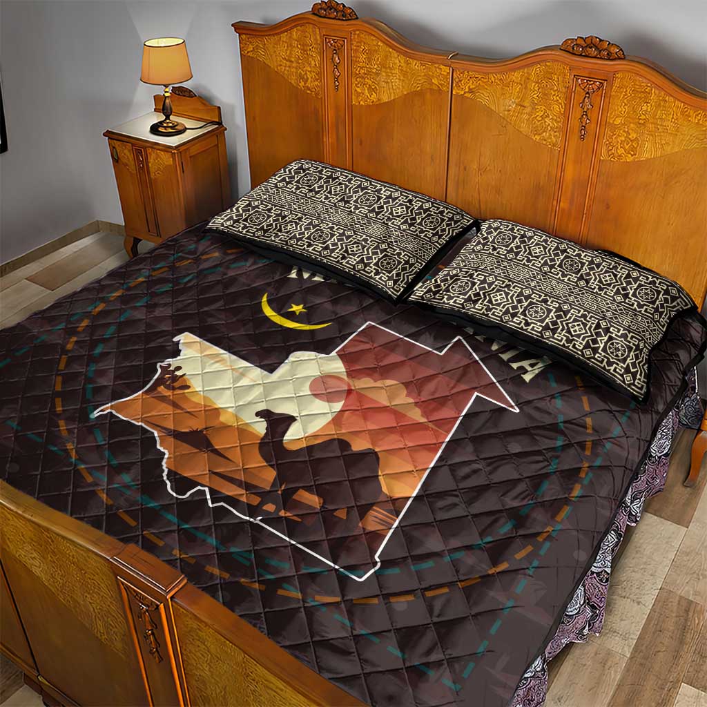 Mauritania Quilt Bed Set with Desert Sunset Camel Silhouette and Flag Accents