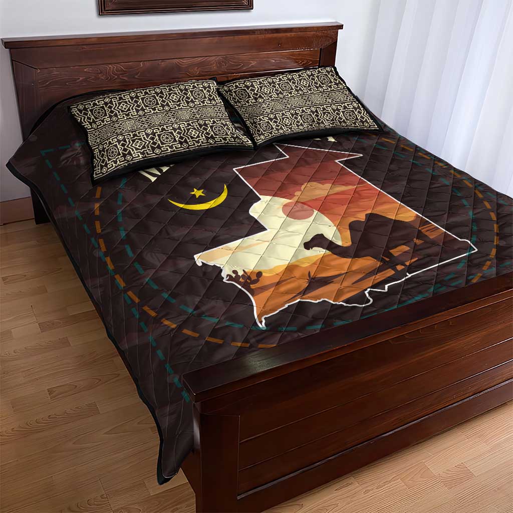 Mauritania Quilt Bed Set with Desert Sunset Camel Silhouette and Flag Accents