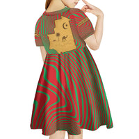 Mauritania Kid Short Sleeve Dress with Desert Camel Crescent Moon and Palm Tree Graphic in Red Green Gold Pattern