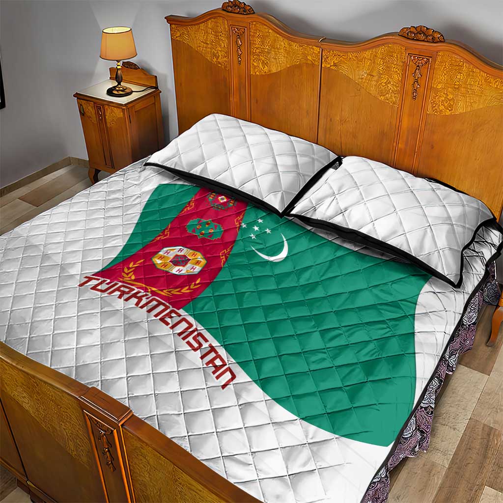 Turkmenistan Flag Quilt Bed Set with National Emblem and Carpet Stripe Design