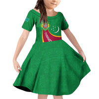 Turkmenistan Green Family Matching Off Shoulder Short Dress and Hawaiian Shirt with Crescent Moon and State Emblem Design