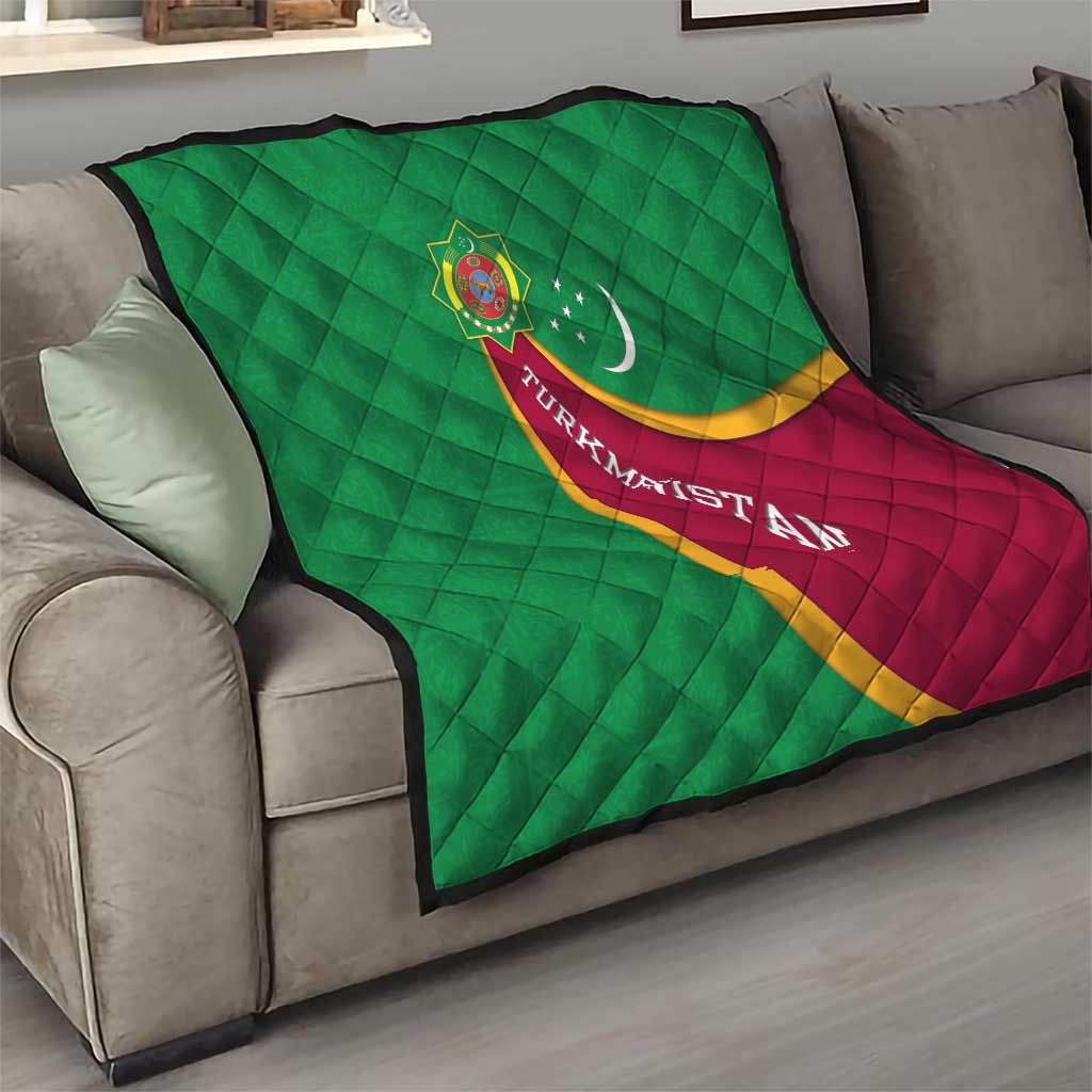 Turkmenistan Green Quilt with Crescent Moon and State Emblem Design