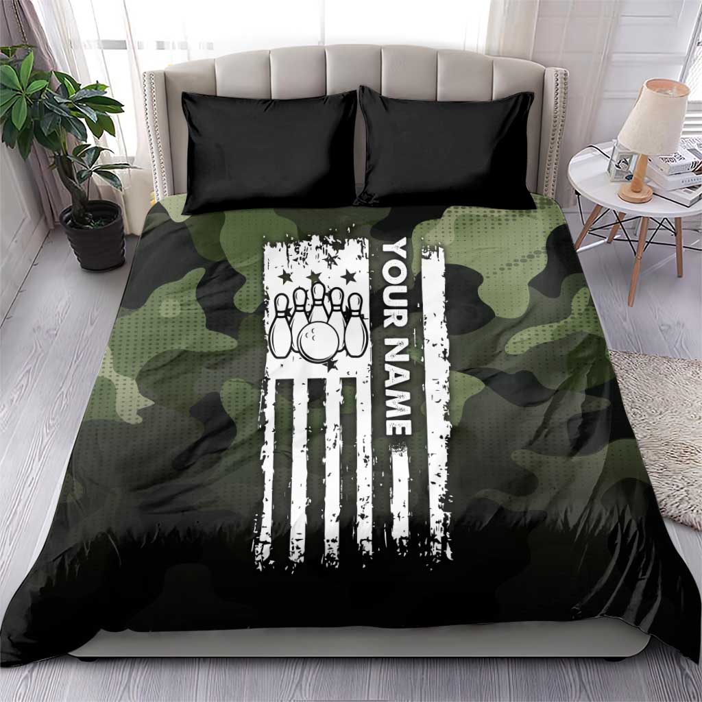 Camouflage Bowling Bedding Set with Grunge American Flag and Pin Emblem in Military Green - Wonder Print Shop