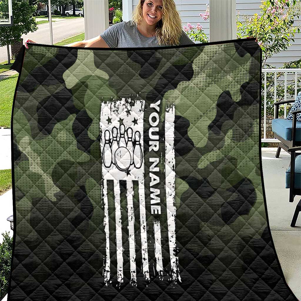 Camouflage Bowling Quilt with Grunge American Flag and Pin Emblem in Military Green - Wonder Print Shop