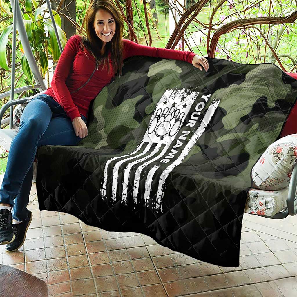 Camouflage Bowling Quilt with Grunge American Flag and Pin Emblem in Military Green - Wonder Print Shop