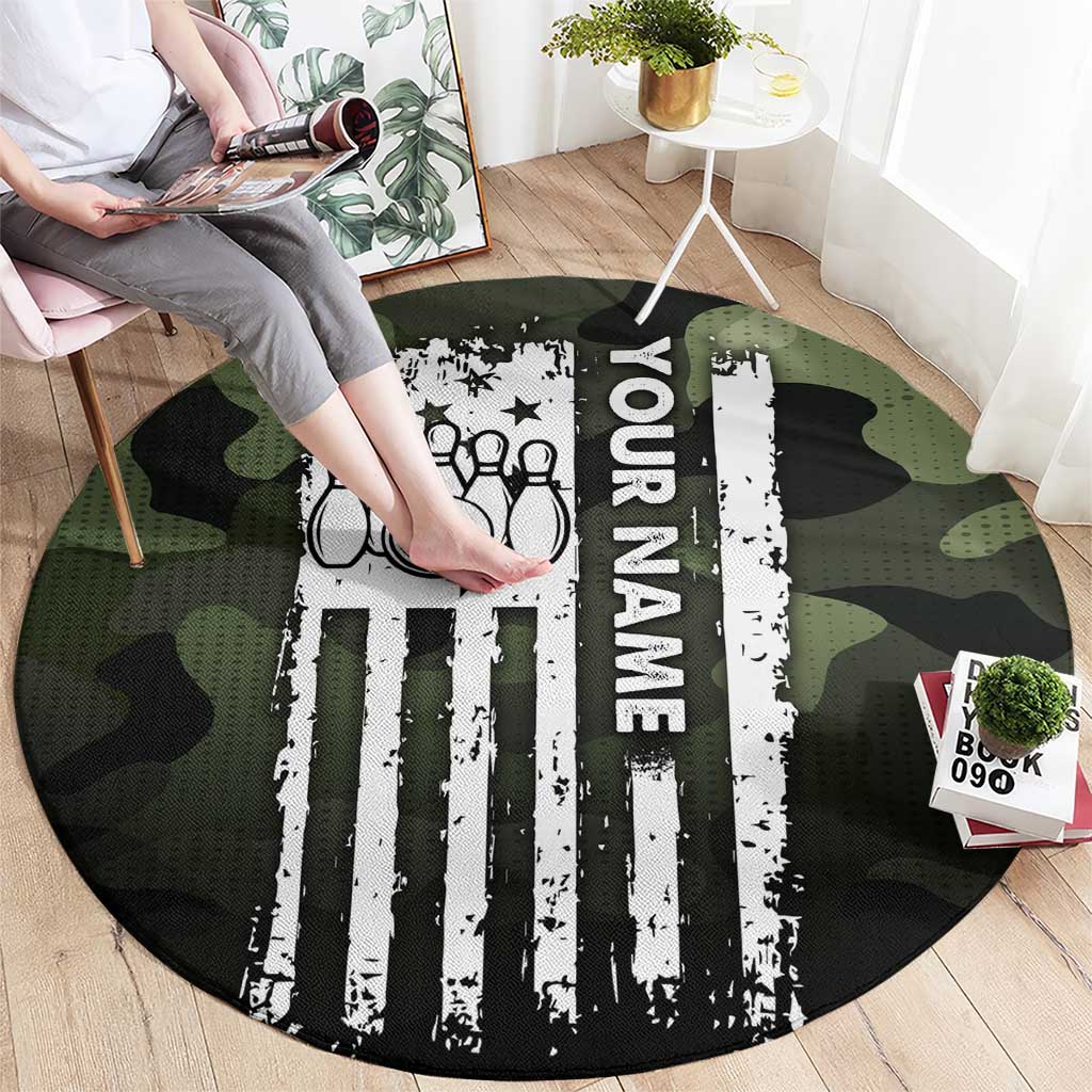 Camouflage Bowling Round Carpet with Grunge American Flag and Pin Emblem in Military Green - Wonder Print Shop