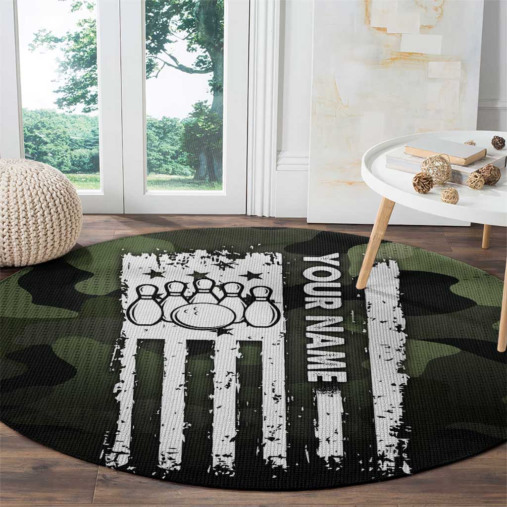 Camouflage Bowling Round Carpet with Grunge American Flag and Pin Emblem in Military Green - Wonder Print Shop