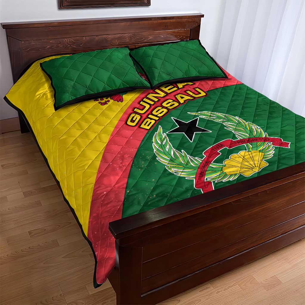 Guinea Bissau Quilt Bed Set with Green Yellow Red Swirl Design - Wonder Print Shop
