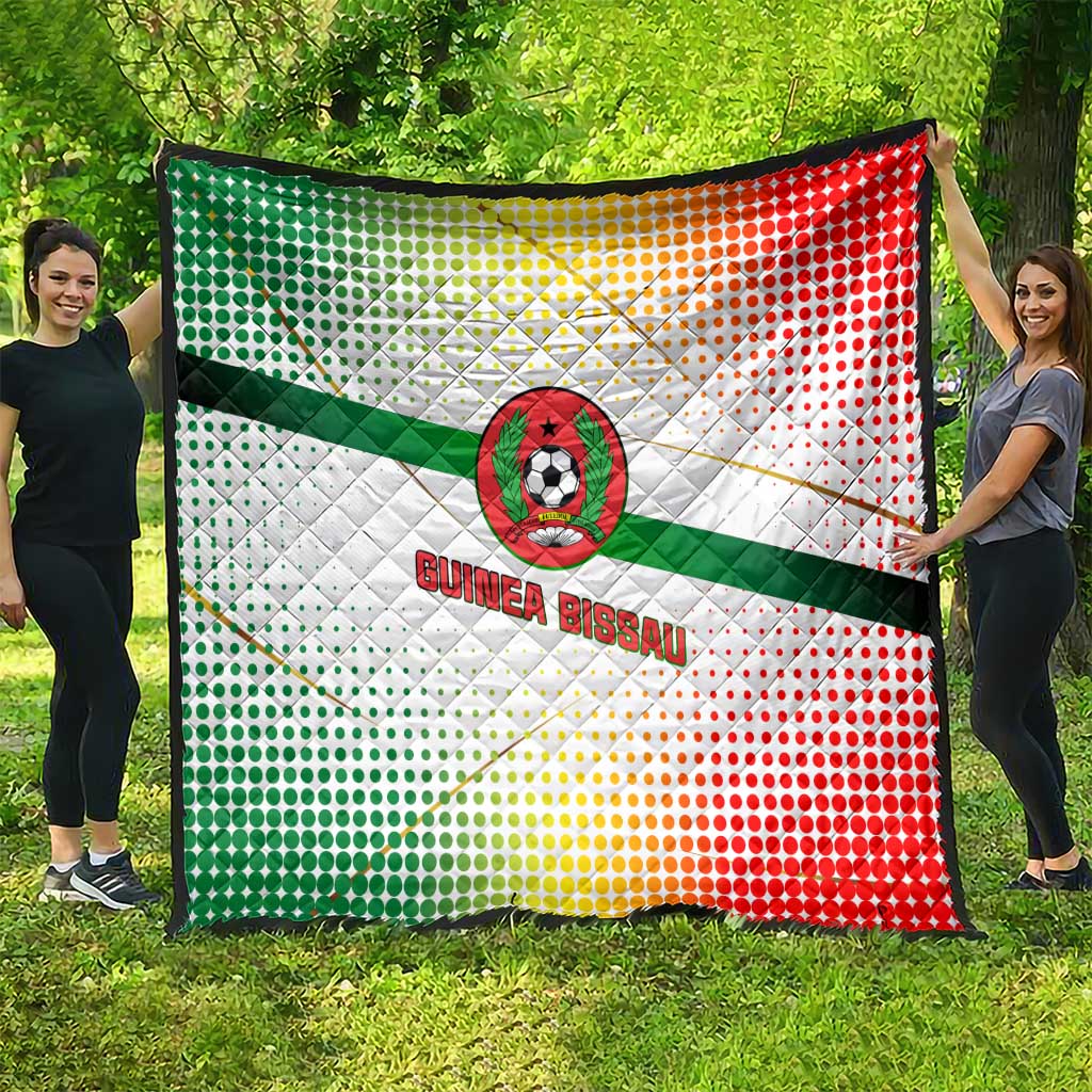 Guinea Bissau Quilt with White Green Red Gradient Design - Wonder Print Shop