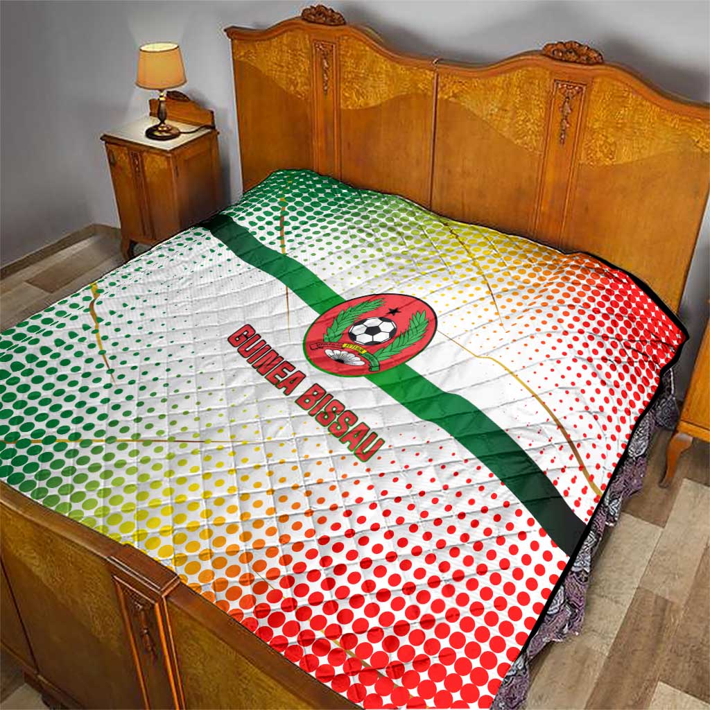 Guinea Bissau Quilt with White Green Red Gradient Design - Wonder Print Shop
