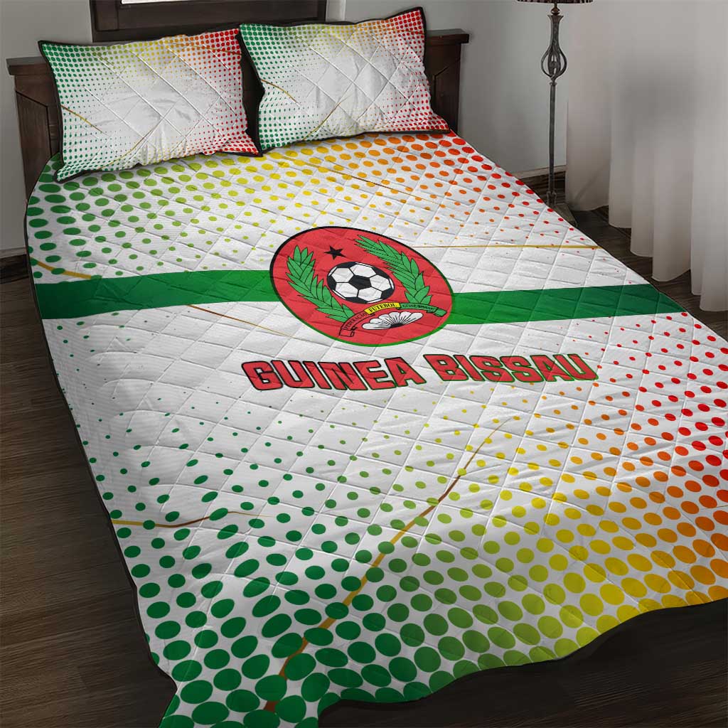 Guinea Bissau Quilt Bed Set with White Green Red Gradient Design - Wonder Print Shop