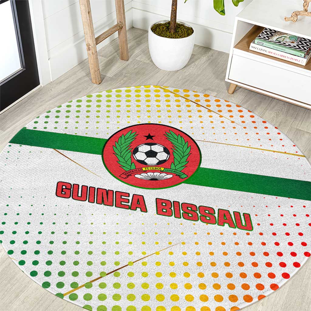 Guinea Bissau Round Carpet with White Green Red Gradient Design - Wonder Print Shop