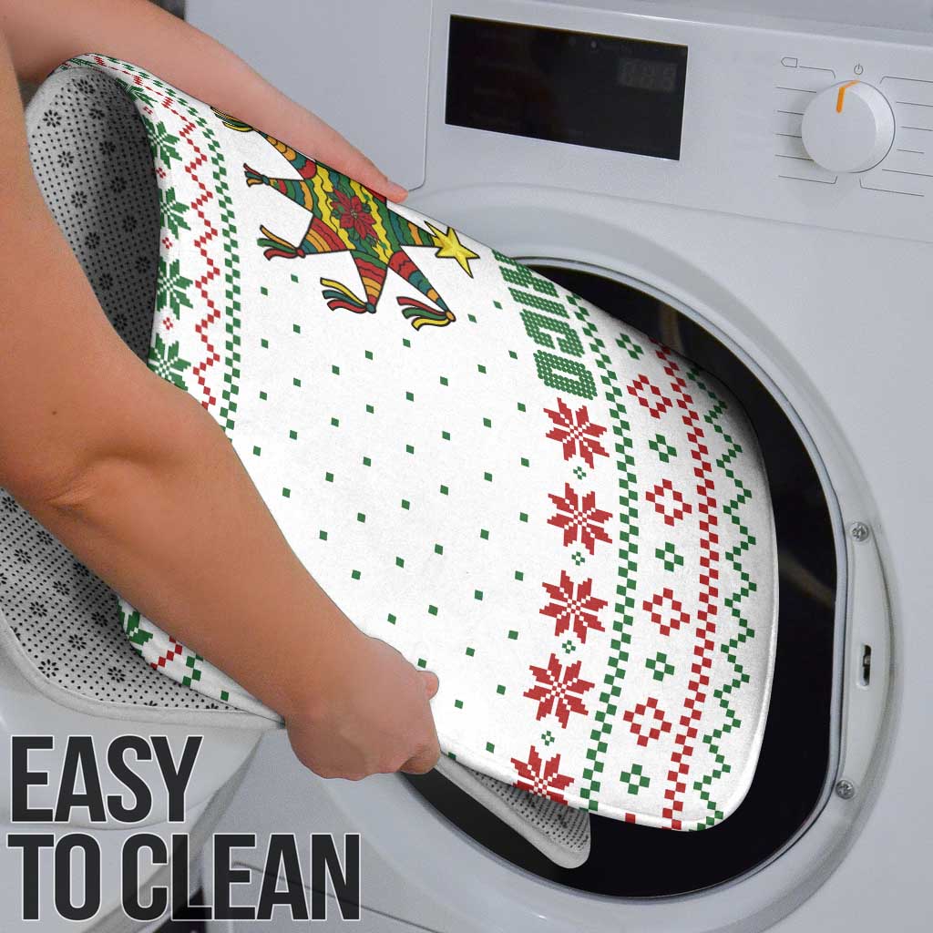 Mexico Christmas Bathroom Set with Piñata Star Design and Red Green Snowflake Pattern - Wonder Print Shop