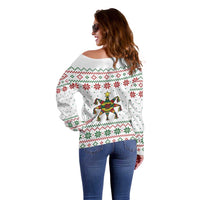 Mexico Christmas Off Shoulder Sweater with Piñata Star Design and Red Green Snowflake Pattern - Wonder Print Shop