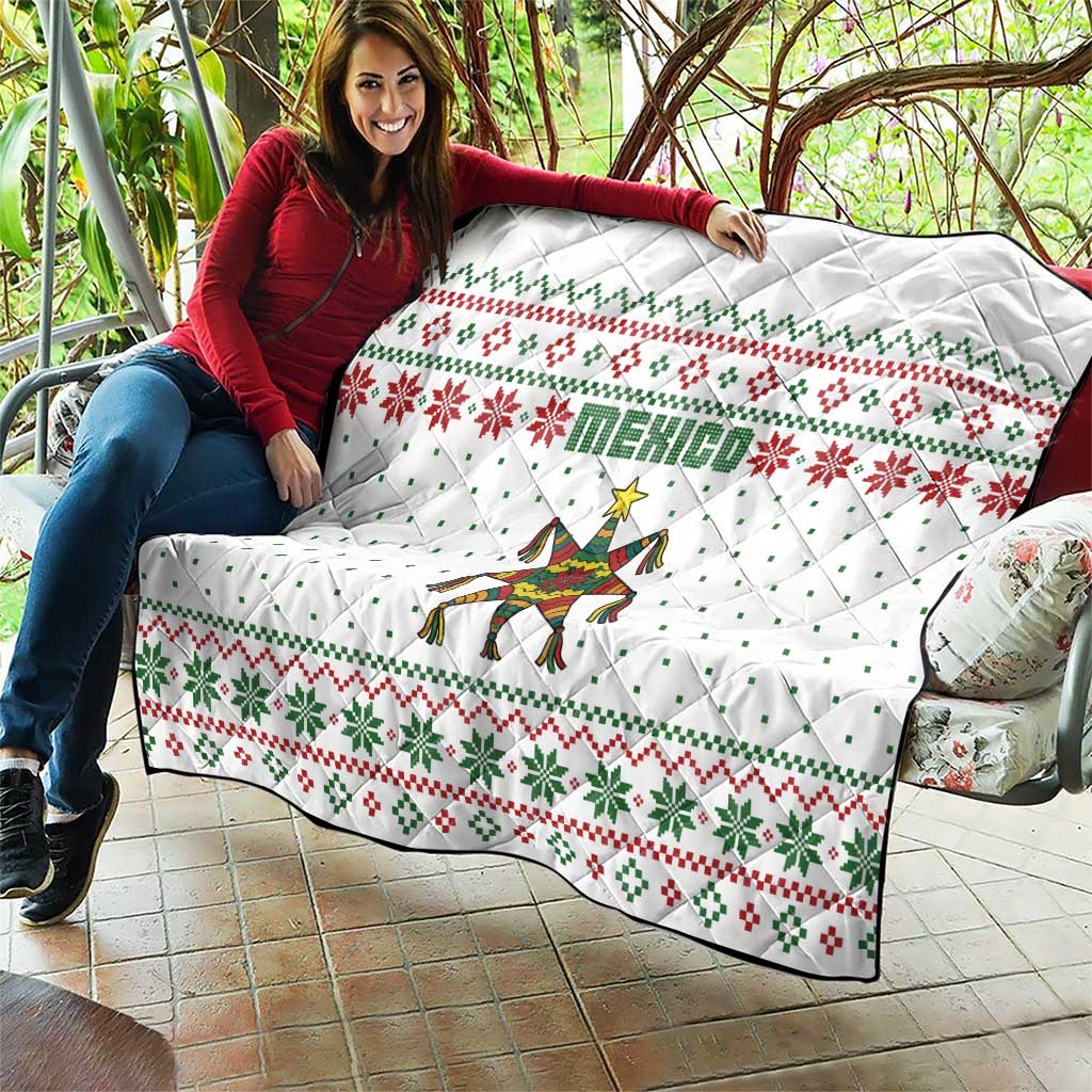 Mexico Christmas Quilt with Piñata Star Design and Red Green Snowflake Pattern - Wonder Print Shop