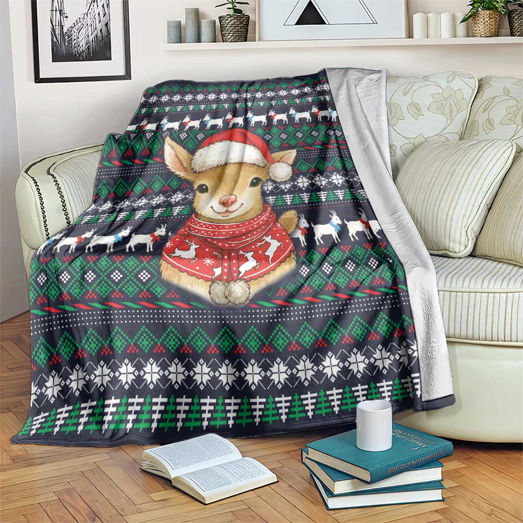 Cute Reindeer in Santa Hat Blanket with Red Green Snowflake Knit Pattern Design - Wonder Print Shop