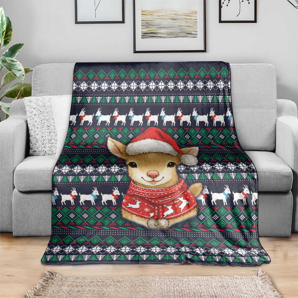 Cute Reindeer in Santa Hat Blanket with Red Green Snowflake Knit Pattern Design - Wonder Print Shop