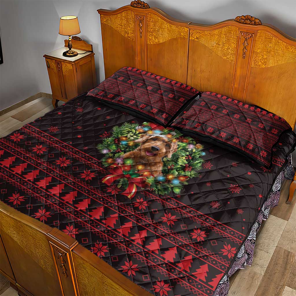 Wreath and Santa Dog in Red Quilt Bed Set with Black Holiday Pattern Design - Wonder Print Shop