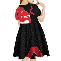 Yemen Eagle Emblem Kid Short Sleeve Dress with National Flag and Map Design
