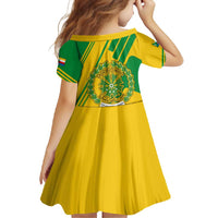 Comoros Flag Family Matching Tank Maxi Dress and Hawaiian Shirt with Green and Yellow Design and National Emblem