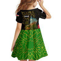Oman Family Matching Short Sleeve Bodycon Dress and Hawaiian Shirt with Camel Landscape and Geometric Pattern Design