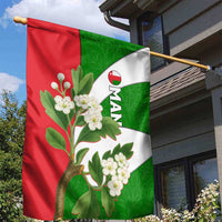 Oman Garden Flag with White Blossom Floral Design and National Flag Colors