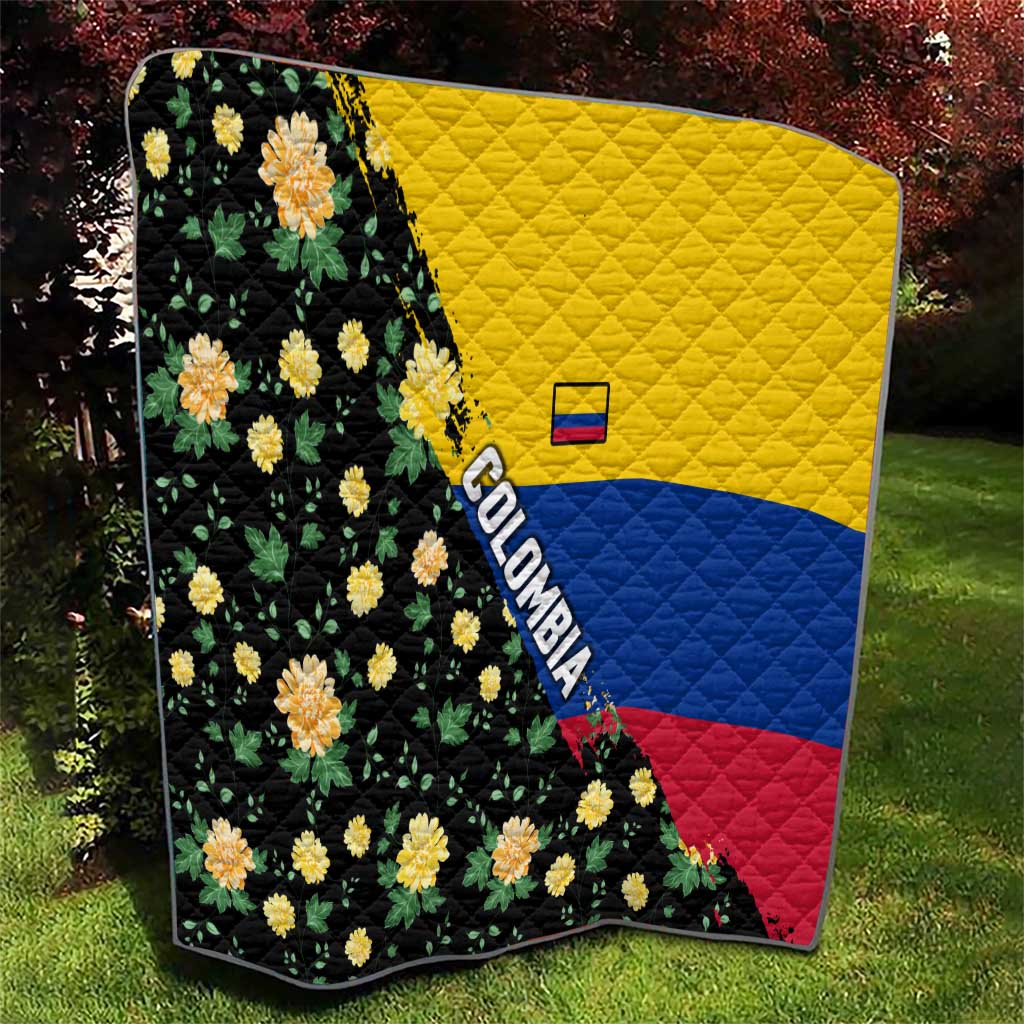 Colombia Yellow Flower Pattern Quilt with Flag Colors and Floree de Libertad Design - Wonder Print Shop