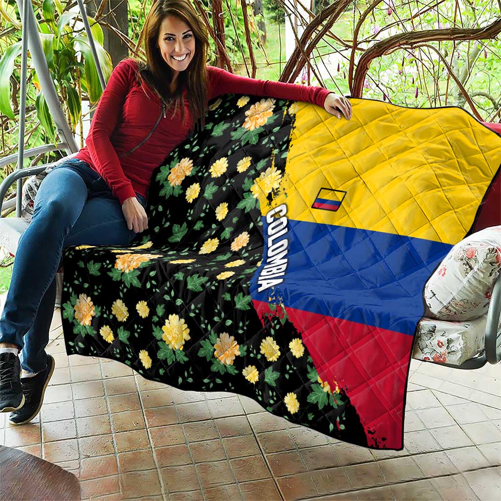 Colombia Yellow Flower Pattern Quilt with Flag Colors and Floree de Libertad Design - Wonder Print Shop
