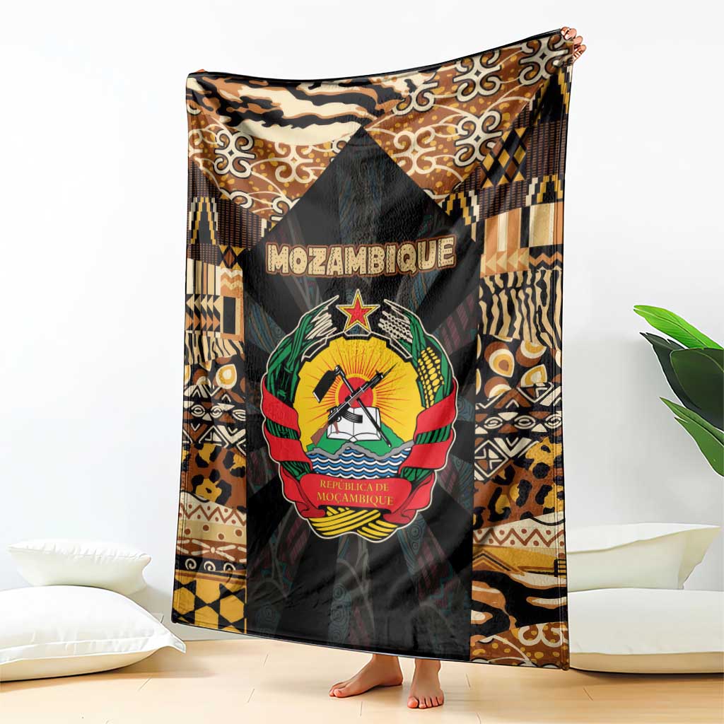 Mozambique Blanket with Black Brown Tribal Design and National Emblem - Wonder Print Shop