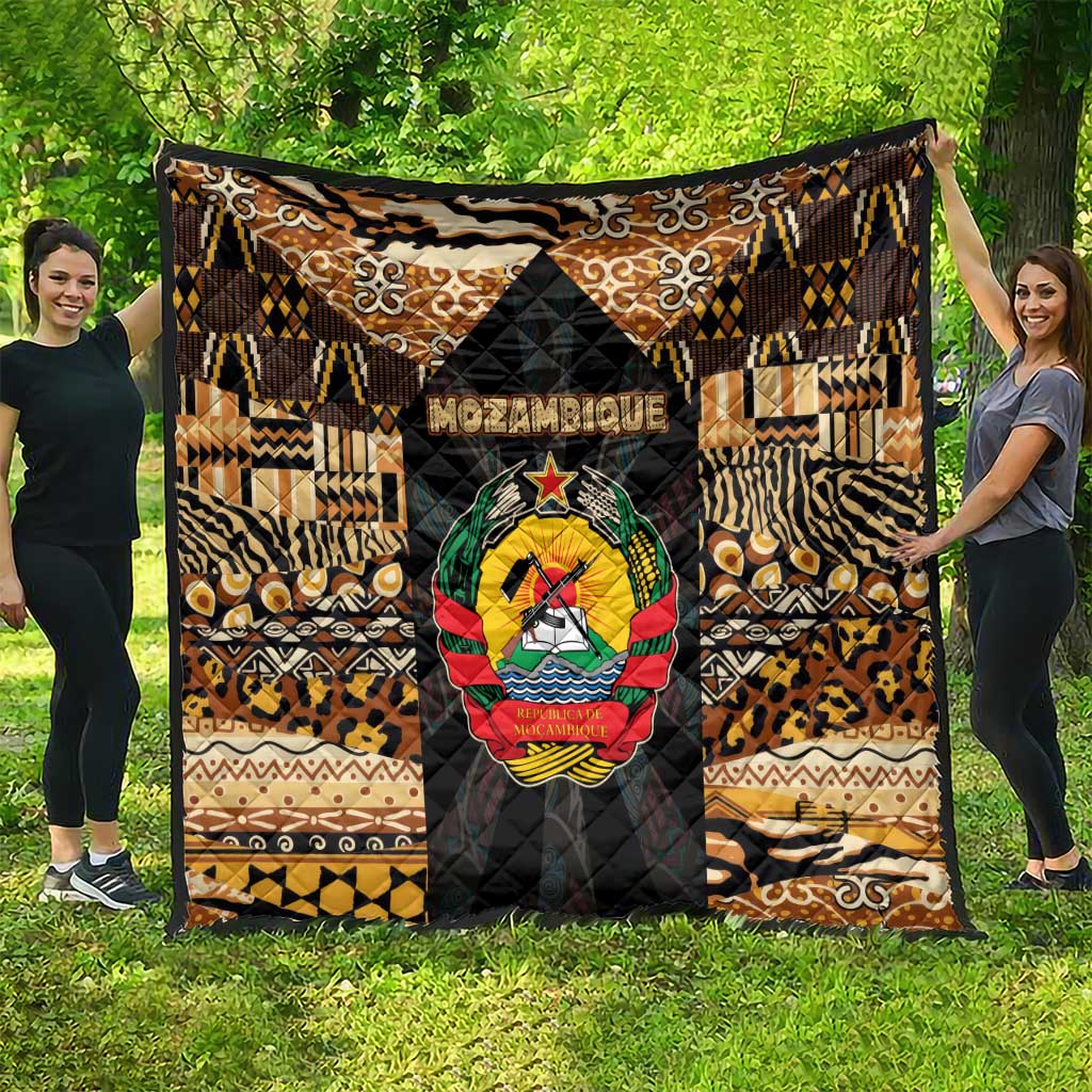 Mozambique Quilt with Black Brown Tribal Design and National Emblem - Wonder Print Shop