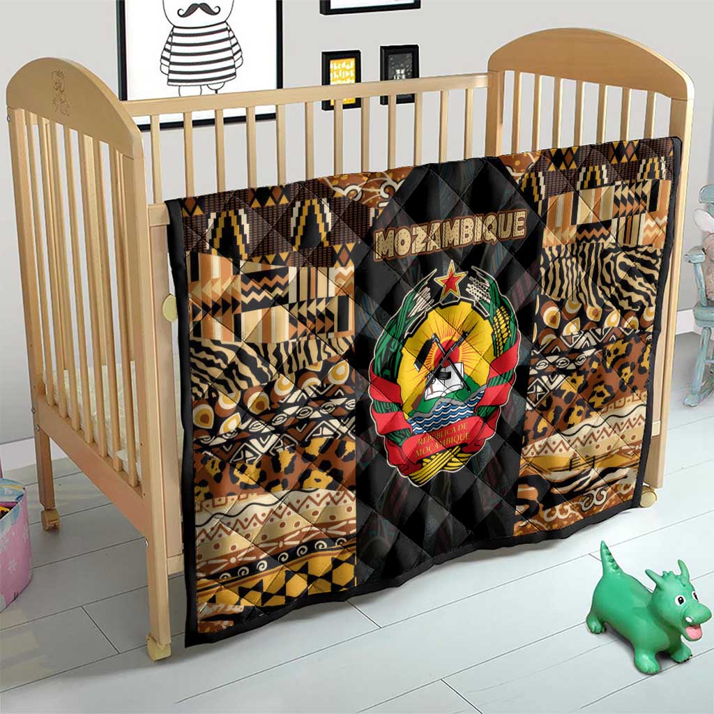 Mozambique Quilt with Black Brown Tribal Design and National Emblem - Wonder Print Shop