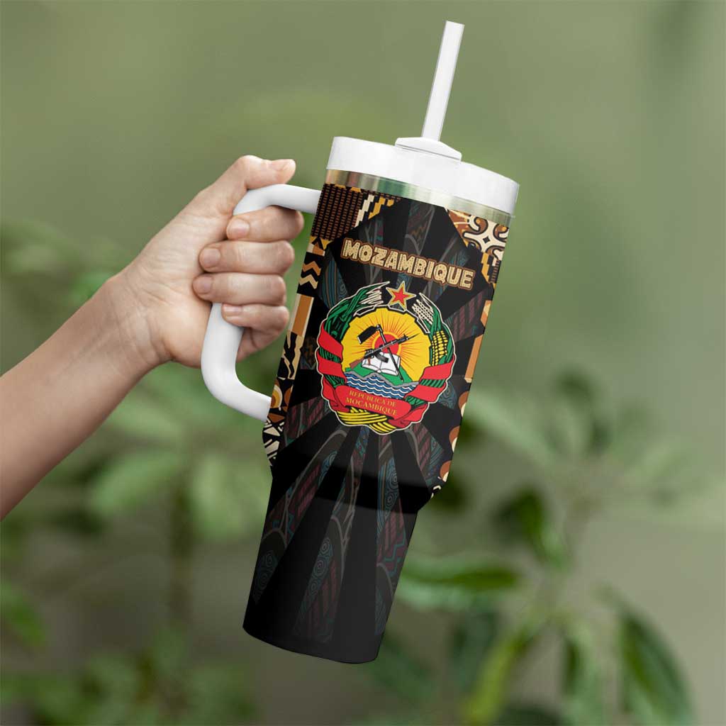 Mozambique Tumbler With Handle with Black Brown Tribal Design and National Emblem - Wonder Print Shop
