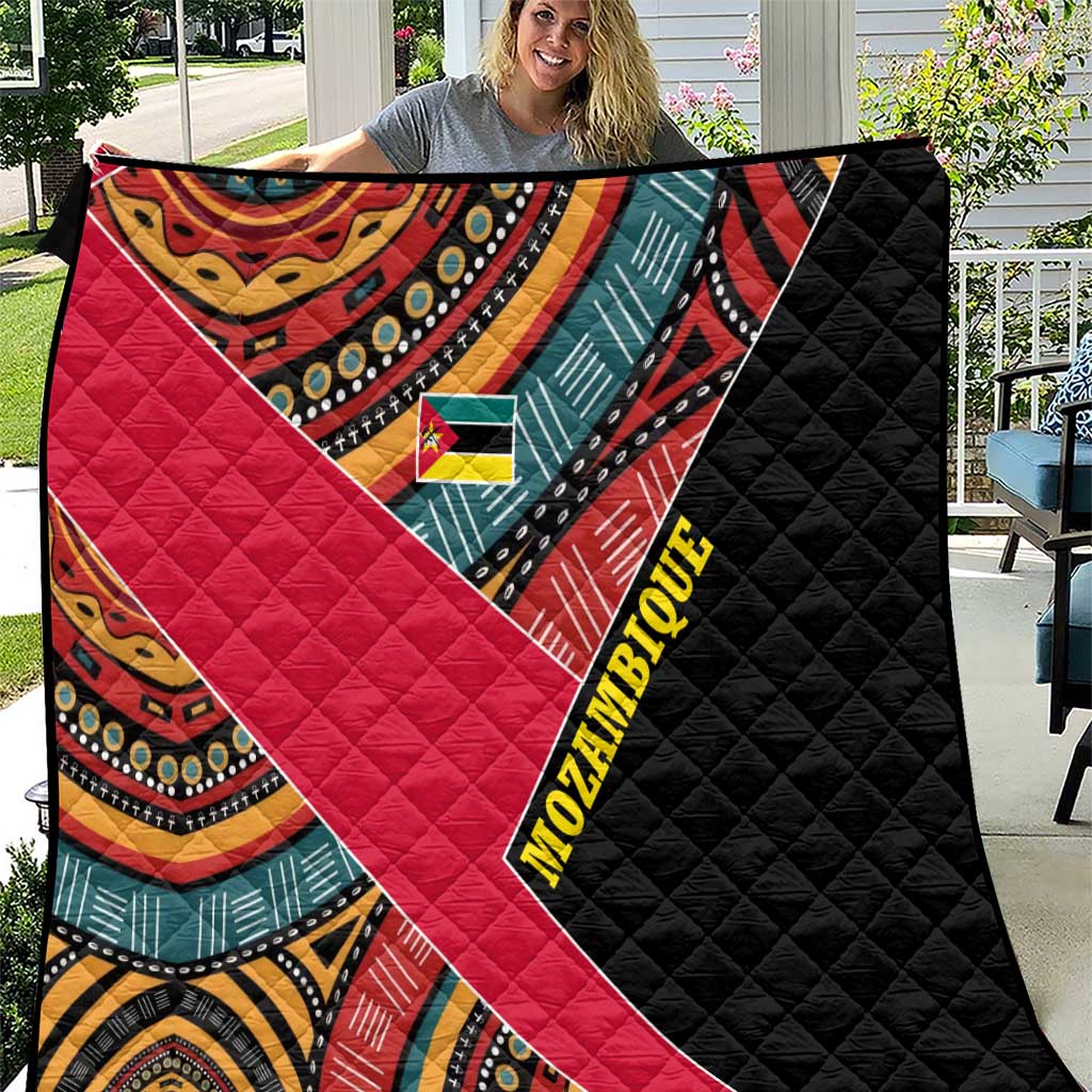 Mozambique Quilt with Red Black Geometric Design and Tribal Pattern - Wonder Print Shop