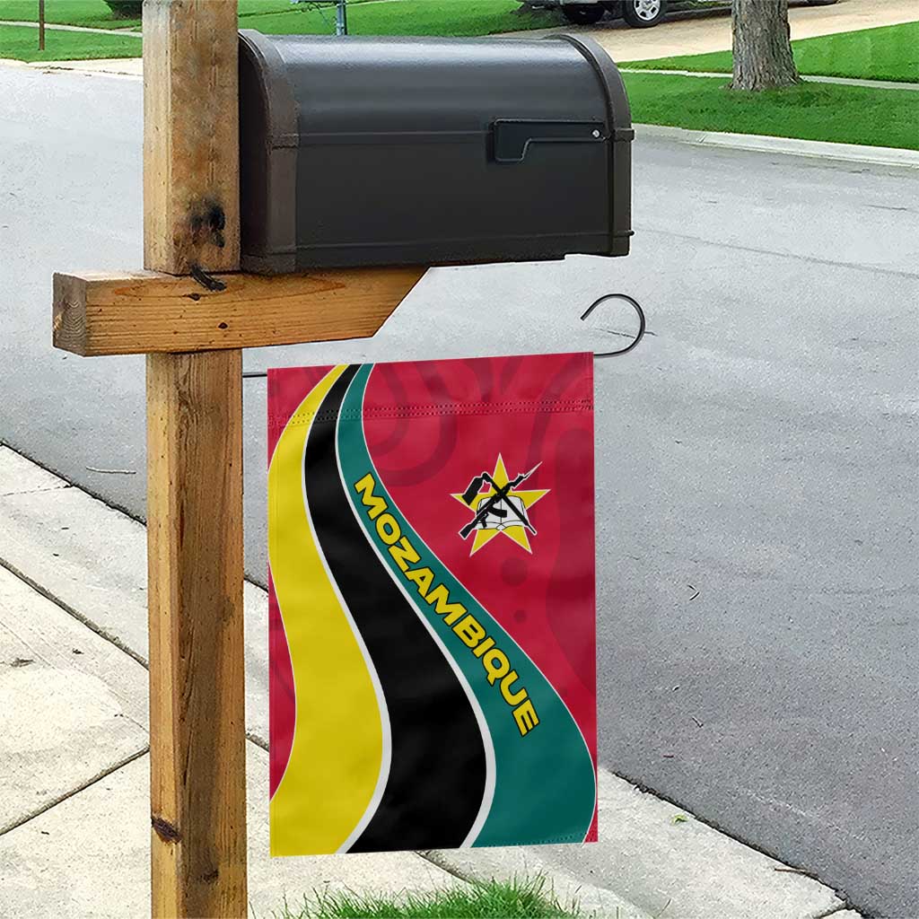 Mozambique Garden Flag with Red Yellow Green Wave Design and National Emblem - Wonder Print Shop