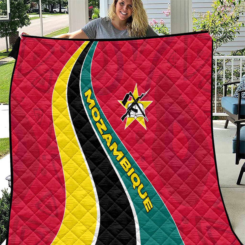 Mozambique Quilt with Red Yellow Green Wave Design and National Emblem - Wonder Print Shop