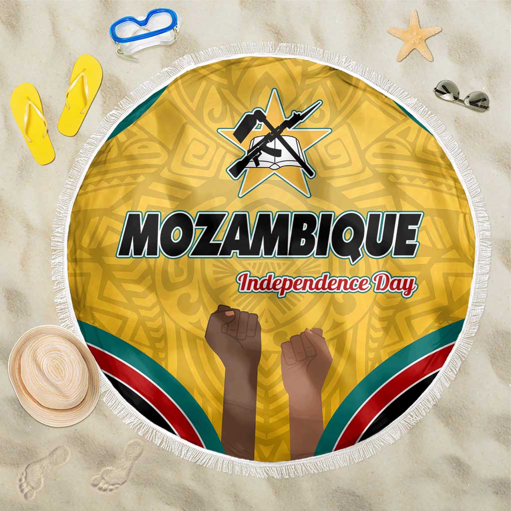 Mozambique Beach Blanket with Yellow Red Green Swirl Design and Independence Day - Wonder Print Shop