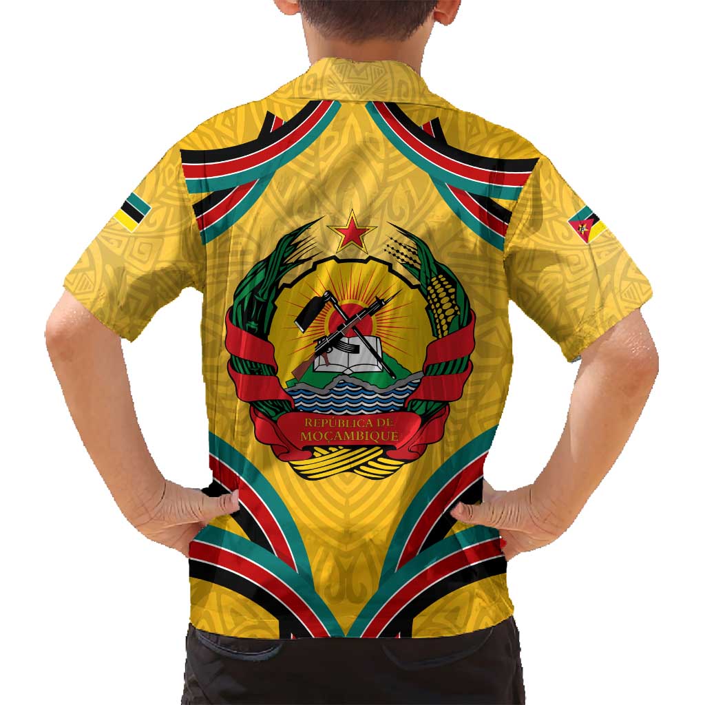 Mozambique Family Matching Long Sleeve Bodycon Dress and Hawaiian Shirt with Yellow Red Green Swirl Design and Independence Day - Wonder Print Shop
