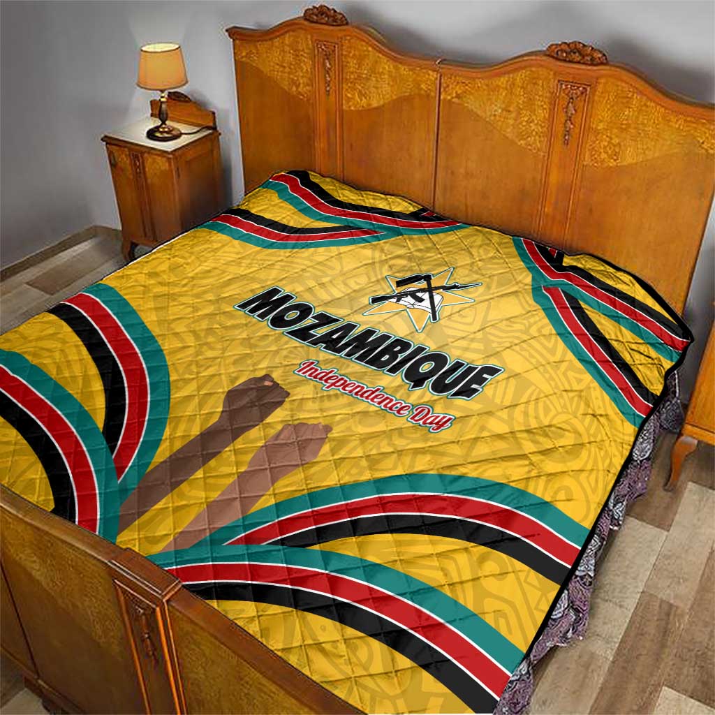Mozambique Quilt with Yellow Red Green Swirl Design and Independence Day - Wonder Print Shop