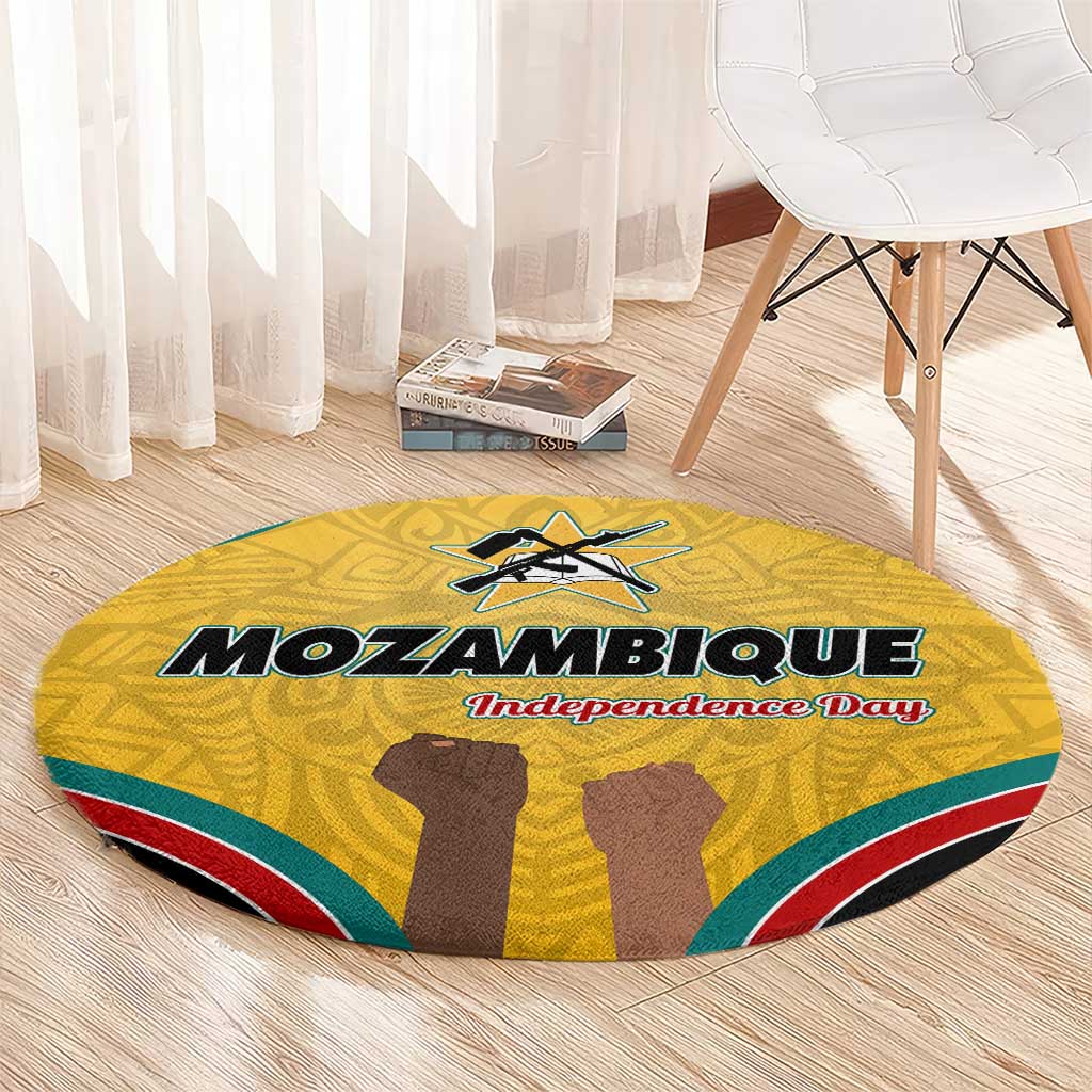 Mozambique Round Carpet with Yellow Red Green Swirl Design and Independence Day - Wonder Print Shop
