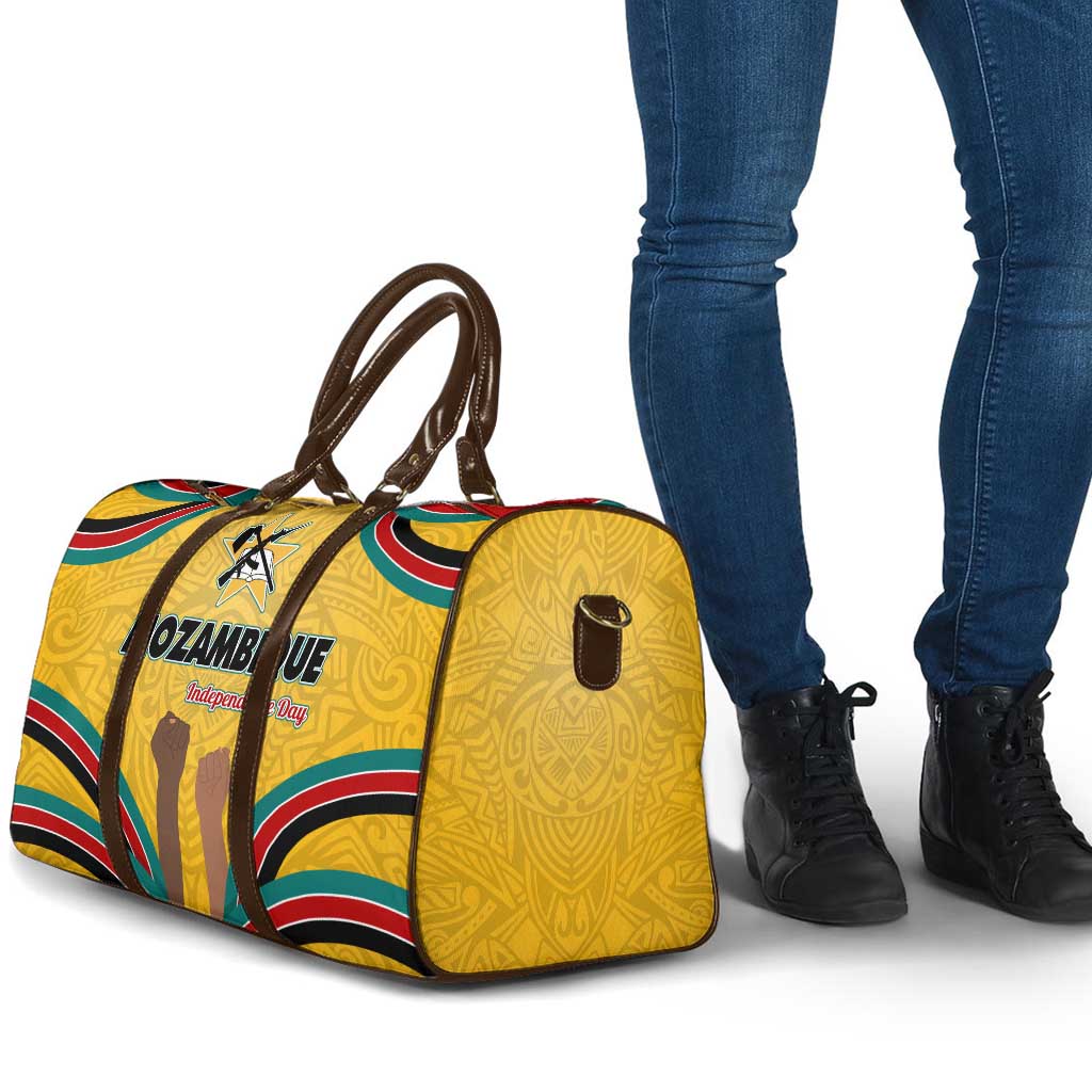 Mozambique Travel Bag with Yellow Red Green Swirl Design and Independence Day - Wonder Print Shop